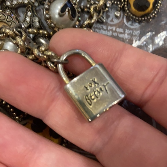 BETSEY JOHNSON LEOPARD HEART CHARM NECKLACE VINTAGE STATEMENT MULTI STRAND - Picture 12 of 15